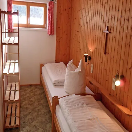 In Near Slopes 木屋 *